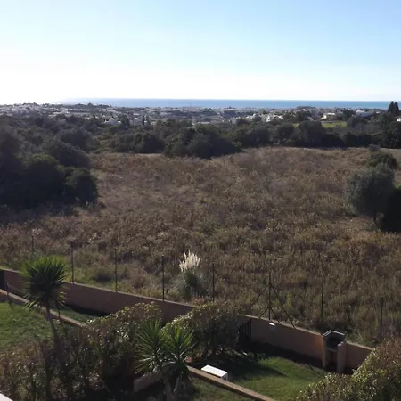 Holiday Ocean View Residences Patroves