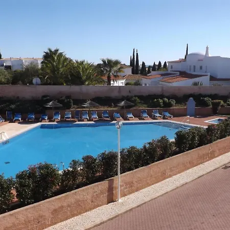 Holiday Ocean View Residences بيت للعطل